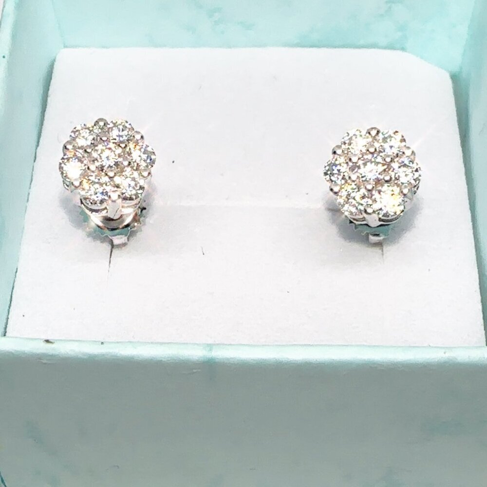 Gra Certified Moissanite Sterling Silver Flower Stud Earrings